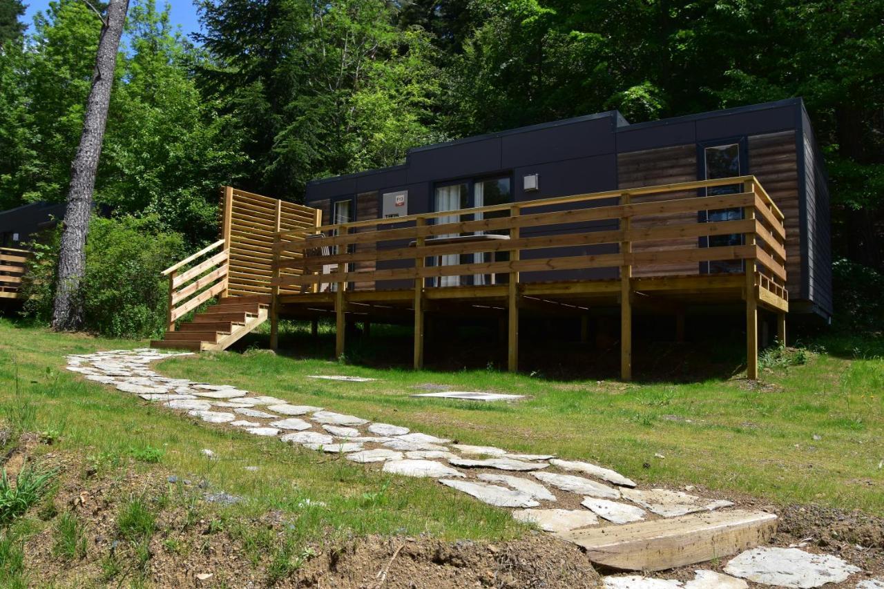 Camping Domaine Du Lac Chambon Murol Eksteriør billede